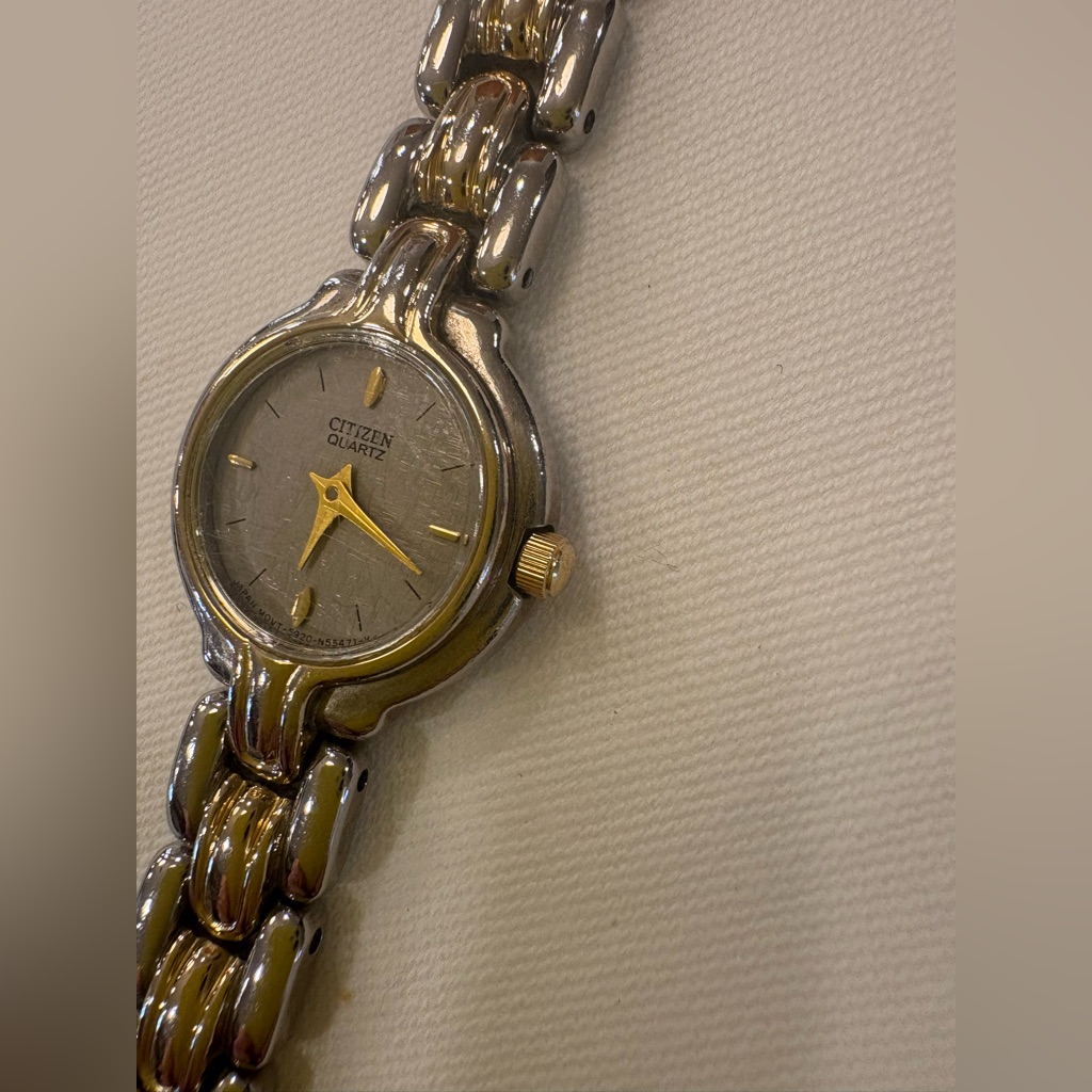 Citizen Quartz Gold And Silver Ladies Watch